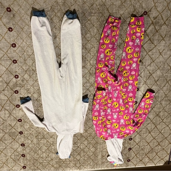 Girls Emoji Kids Hooded Blanket Sleeper Pajamas 2 Pieces Unicorn Yeti XS/8 - Picture 9 of 9